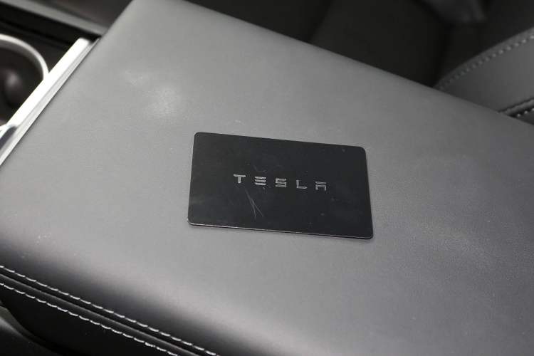 Used Tesla Model 3 2023 Rear-Wheel-Drive Version