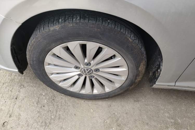 Used Volkswagen Lavida 2019 1.5L Automatic Comfort Edition China VI Standard