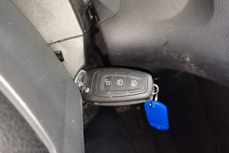 Used Ford Focus 2015 Sedan 1.6L Automatic Trend Model