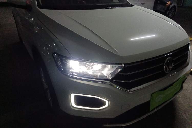 Used Volkswagen T-ROC 2022 280TSI DSG Two-Wheel Drive Elite PLUS