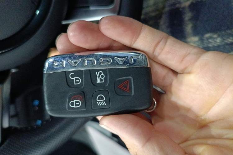 Used Jaguar F-TYPE 2021 P300 Rear-Drive First Edition Hardtop Version
