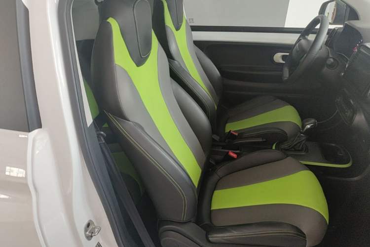 Used Roewe Clever 2021 302km All-Round Version
