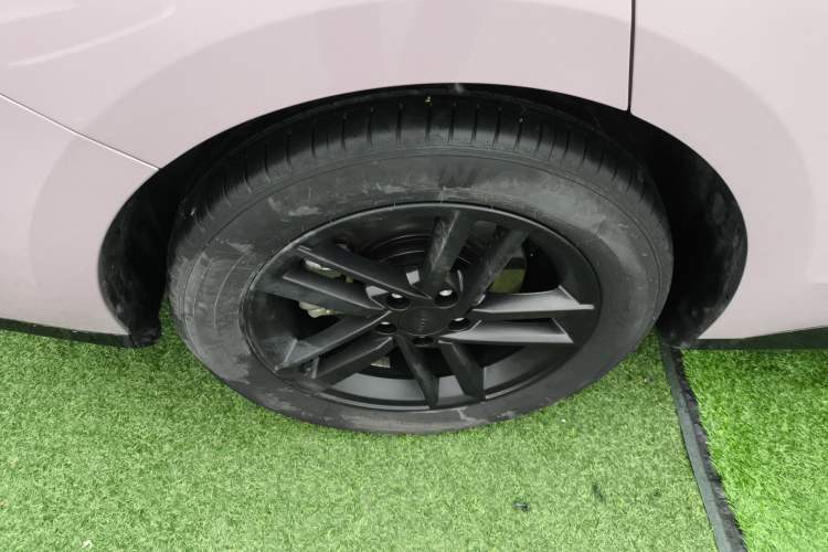 Used AION RT 2025 650 Zhijihao Edition Right Rear Wheel Hub