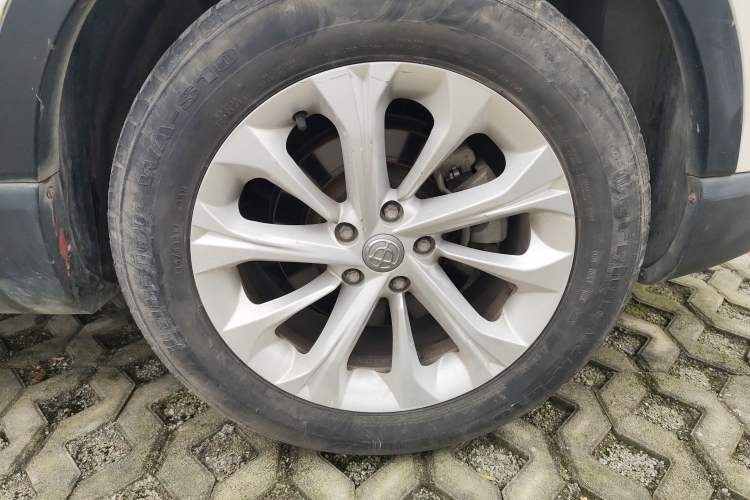 Used Brilliance V3 2015 1.5L Manual Smart Version