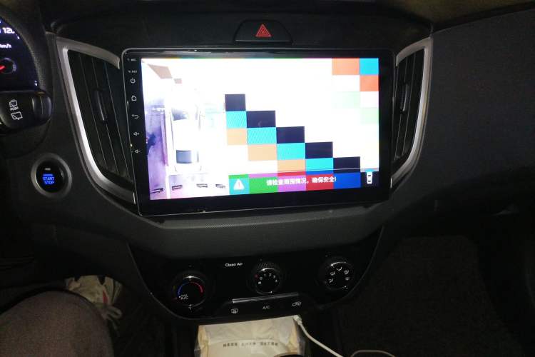 Used Hyundai ix25 2017 1.6L Automatic Smart Version Audio And AC Panel