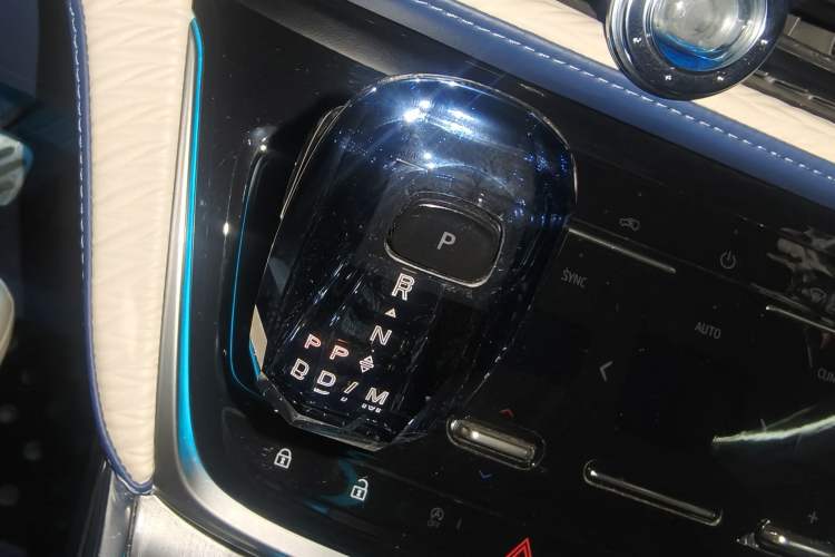 Used Buick GL8 2022 ES Landtrek 653T Comfort Edition
