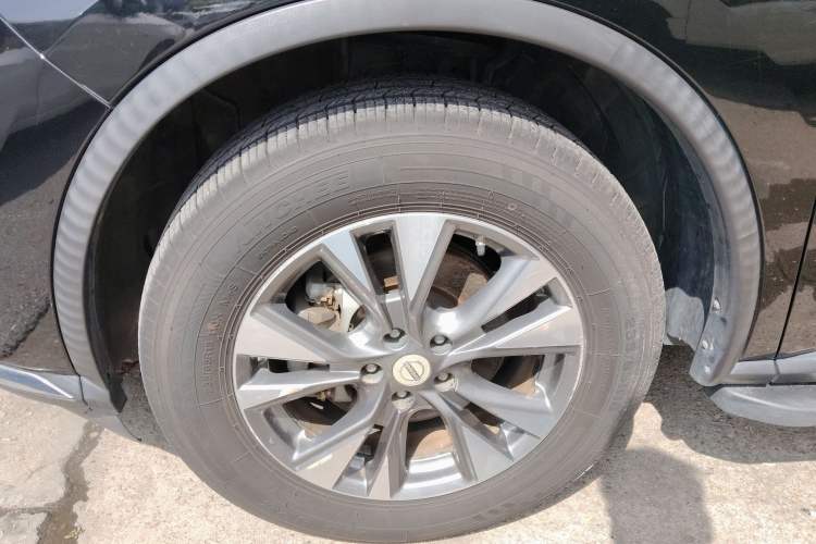 Used Nissan Murano 2019 2.5L XE Two-Wheel Drive Elite Version China VI Standard