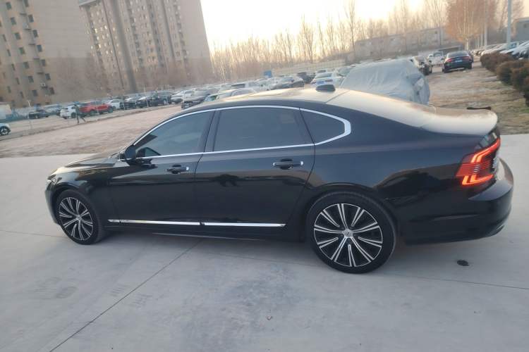 Used Volvo S90 2023 B5 Zhiyuan Luxury Edition