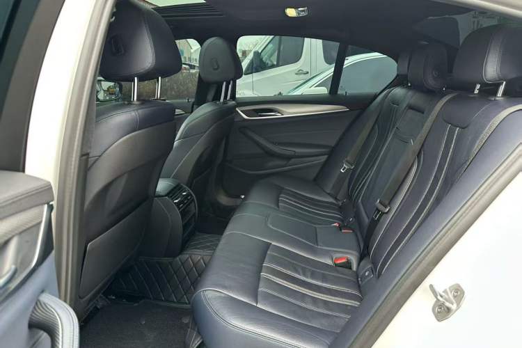 Used BMW 5 Series 2018 525i M Sport Package