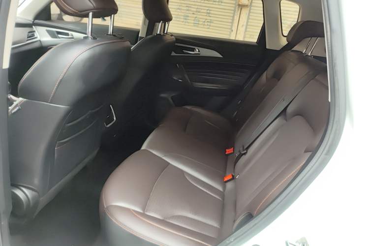 Used CHANGAN CS35PLUS 2018 1.6L Manual Cool Edition China V Standard Left Rear Seat