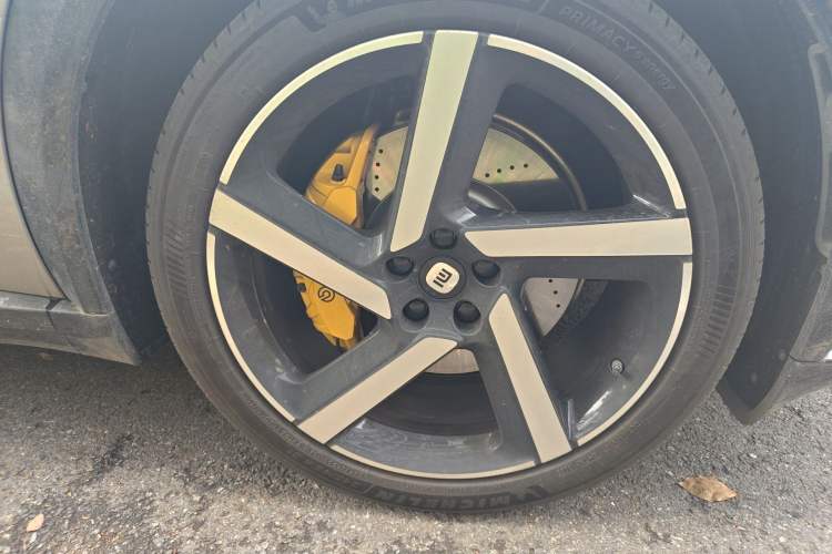 Used Xiaomi Auto YU7 2025 Ultra-Long Range High-Performance All-Wheel-Drive Max Edition
