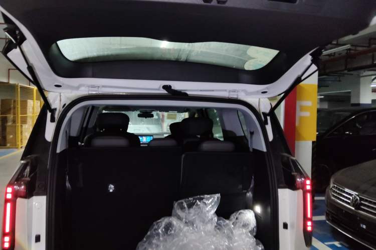 Used SAIC MAXUS Dajia 7 2024 Revised Version Super Hybrid Long-Range Edition Enjoyment Version
