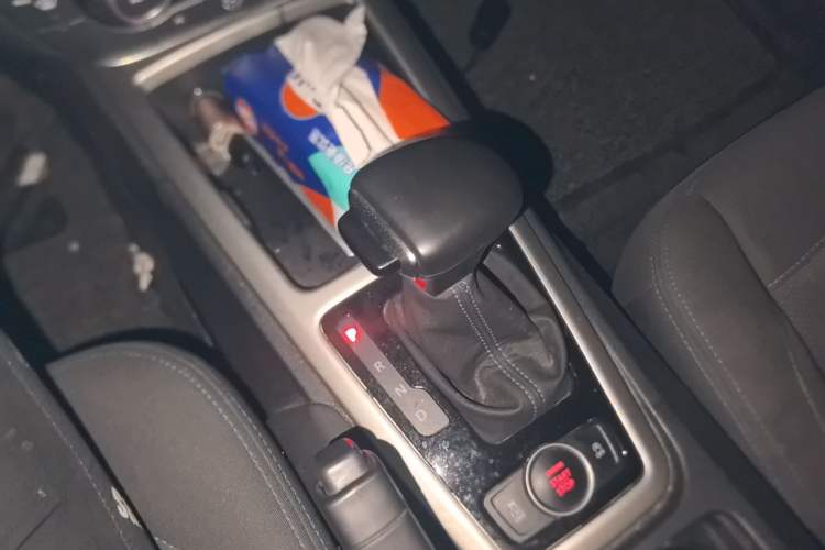 Used Qoros 3 2016 Sedan 1.6L Automatic ZhiNeng Model