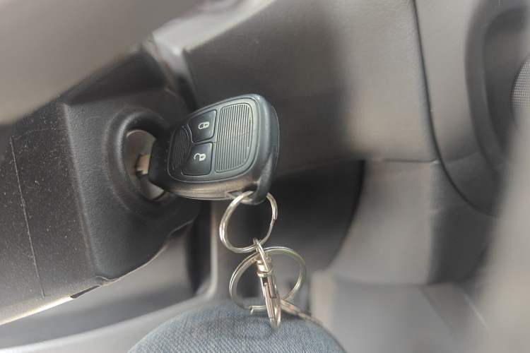 Used Jeep Patriot 2014 2.0L Sport Enhanced Edition Vehicle Key