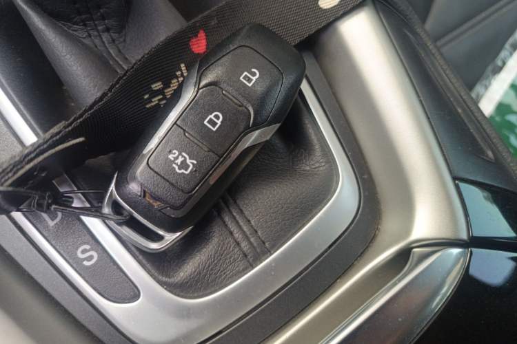 Used Ford Mondeo 2013 2.0L GTDi 200 Fashion Edition