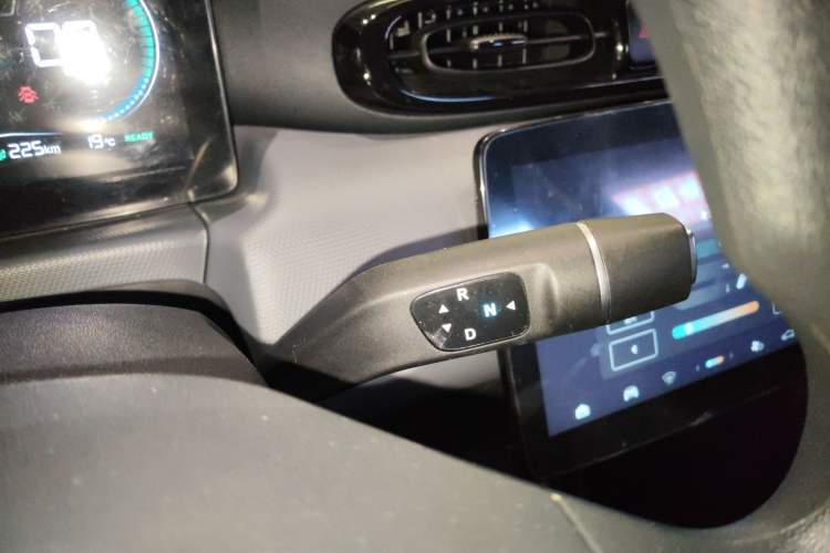 Used Leapmotor T03 2025 310 Comfort Edition Gear Lever