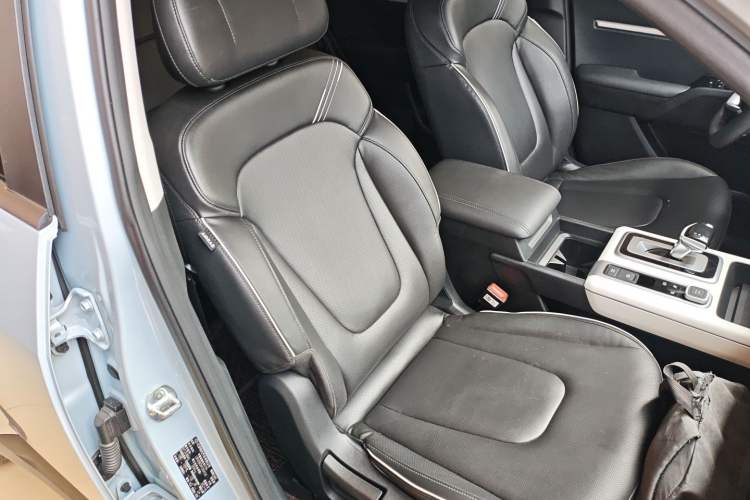 Used Hyundai ix35 2023 Musso 2.0L Prestige LUX Edition