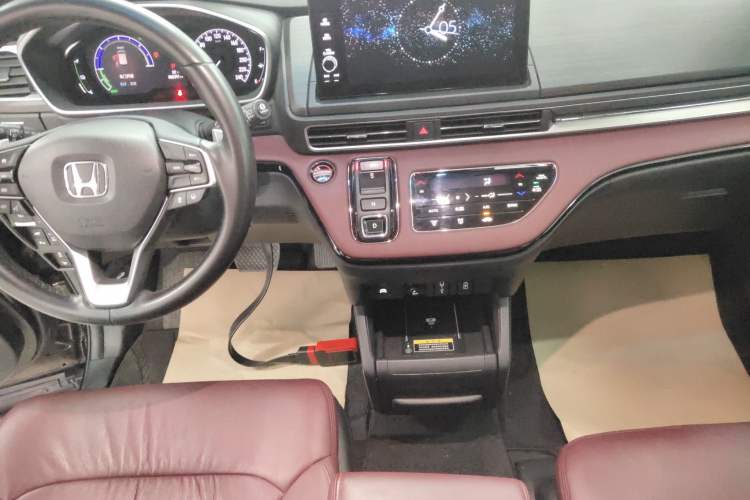 Used Honda Elysion 2022 2.0L eHEV Prestige Edition
