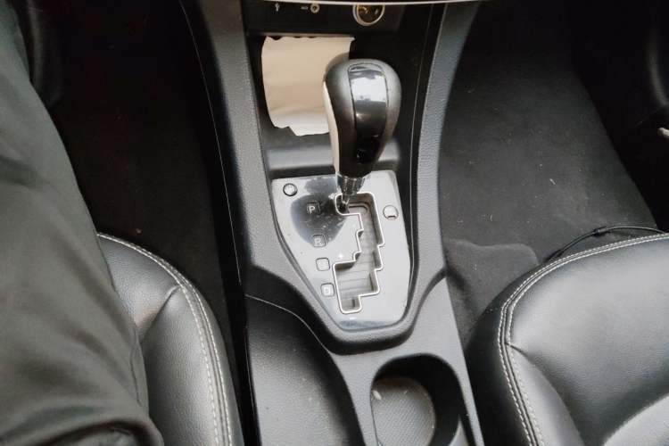 Used Soueast V5 Lingzhi 2014 1.5T CVT Fun-Drive Version
