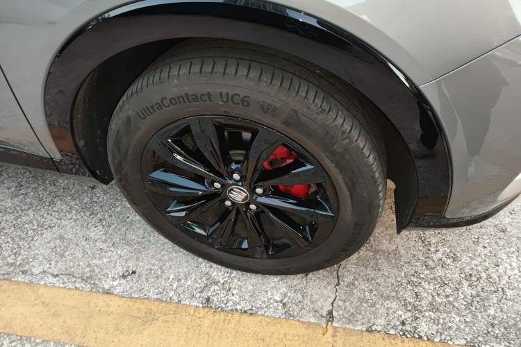 Used Buick Envista 2022 1.5T GS Fuel-Efficient Version Right Front Wheel Hub