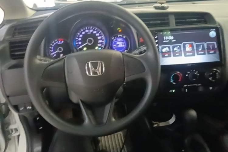 Used Honda Fit 2016 1.5L LXS CVT Comfort Sunroof Version
