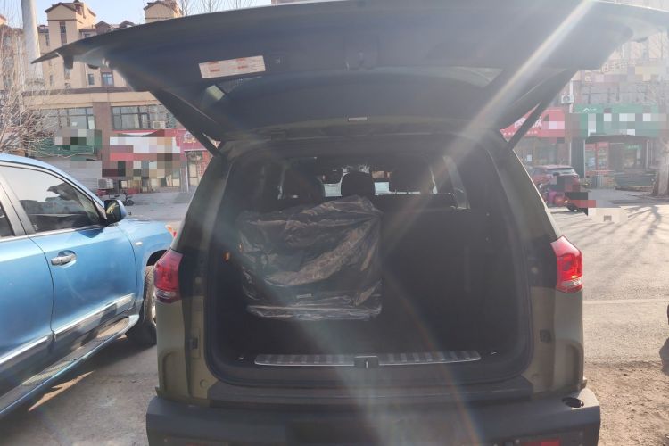 Used SAIC MAXUS D90 Pro 2022 Facelift 2.0T Diesel 4x4 Amazon Edition 7-Seater