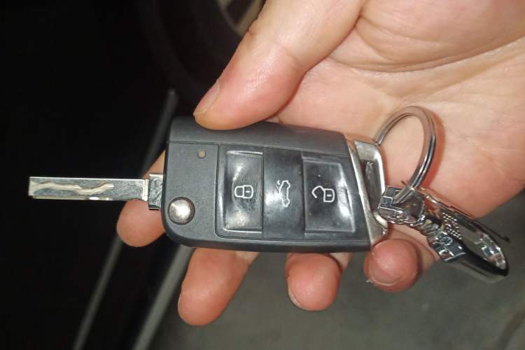 Used Volkswagen Tiguan L 2023 330TSI Automatic Two-Wheel Drive R-Line Enjoyment Edition Vehicle Key