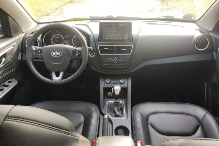 Used Bestune X40 2017 1.6L Automatic Prestige Edition
