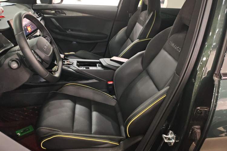 Used Lynk & Co 06 2023 Remix 1.5T Hero
