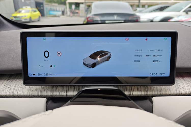 Used Nio ET7 2022 75 kWh Instrument Cluster