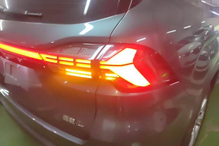 Used Geely Auto Haoyue L 2024 2.0T DCT Prestige Version