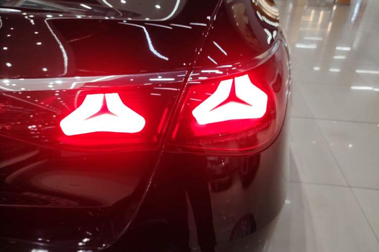 Used Mercedes-Benz E-Class 2025 Facelift E 300 L Luxury Edition