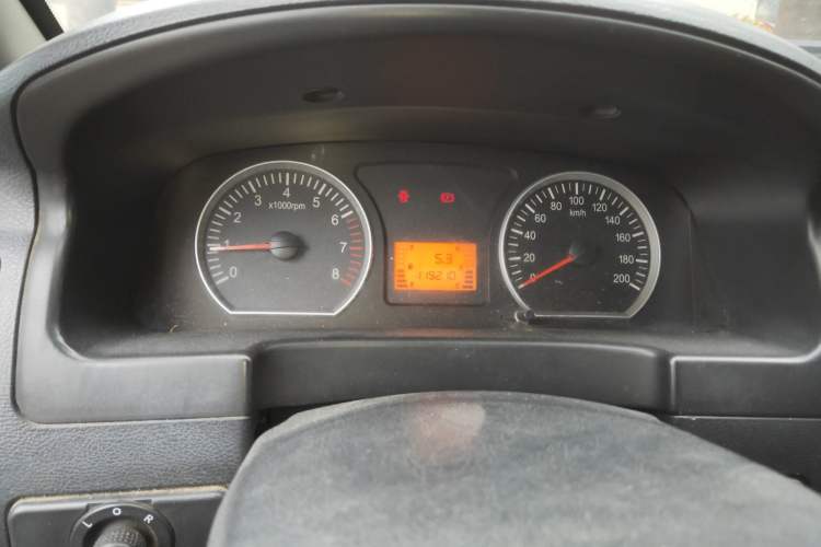 Used FORTHING Lingzhi 2015 M3 1.6L 7-Seater Luxury Model
