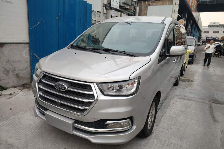 Used JAC Refine M4 2016 2.0L Manual Luxury Version