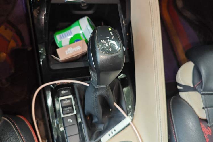 Used BMW X1 2016 sDrive18Li Luxury Model Gear Lever