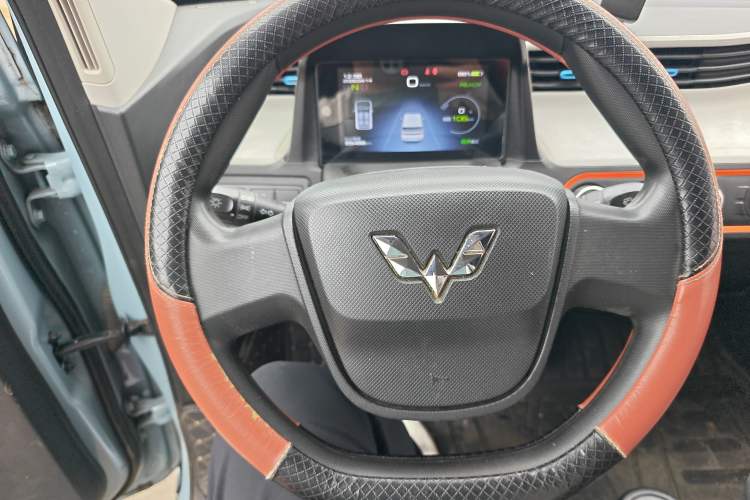 Used Wuling Hongguang MINIEV 2020 Enjoy Edition Lithium-Ion Battery Steering Wheel