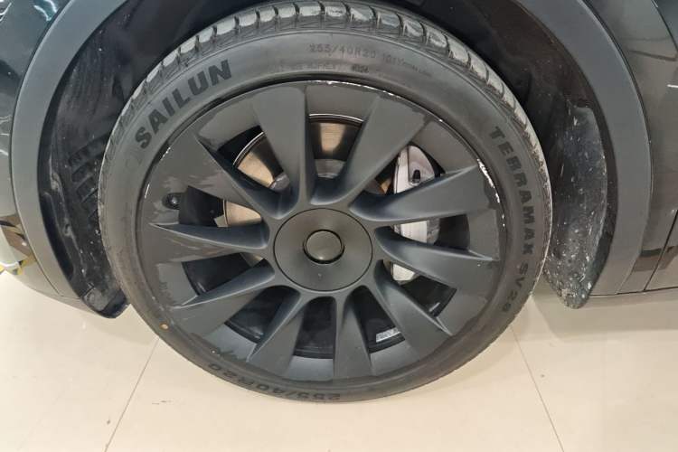 Used Tesla Model Y 2021 Standard Range Rear-Wheel Drive Version