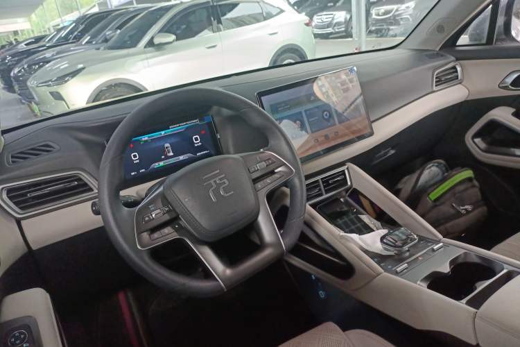 Used BYD Yuan UP 2024 401KM Leading Edition
