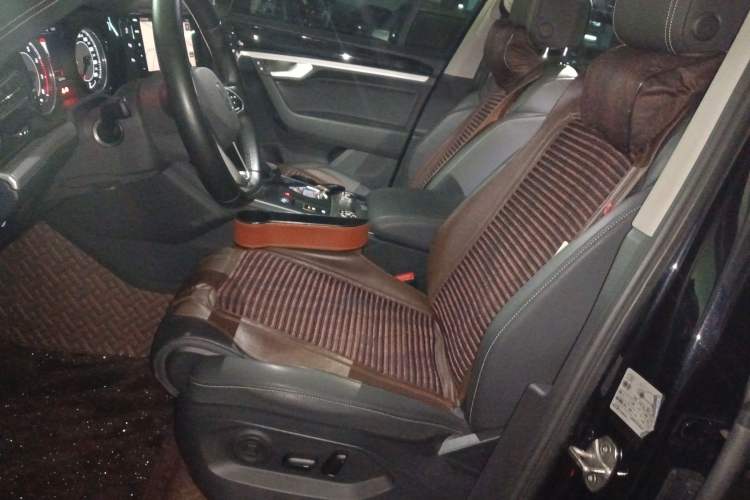 Used Volkswagen Touareg 2020 2.0 TSI RuiShang Edition China VI Standard
