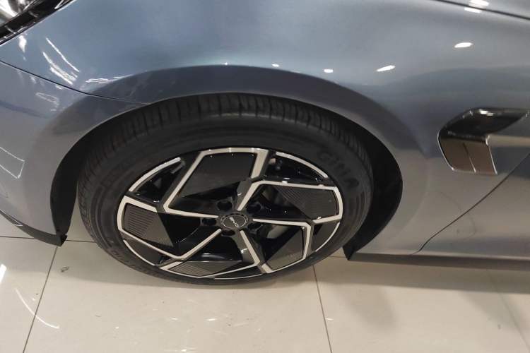 Used BYD Seal 2022 700 km Long-Range Rear-Wheel-Drive Version
