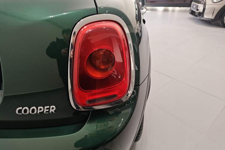 Used MINI MINI 2016 1.5T COOPER Five-Door Edition