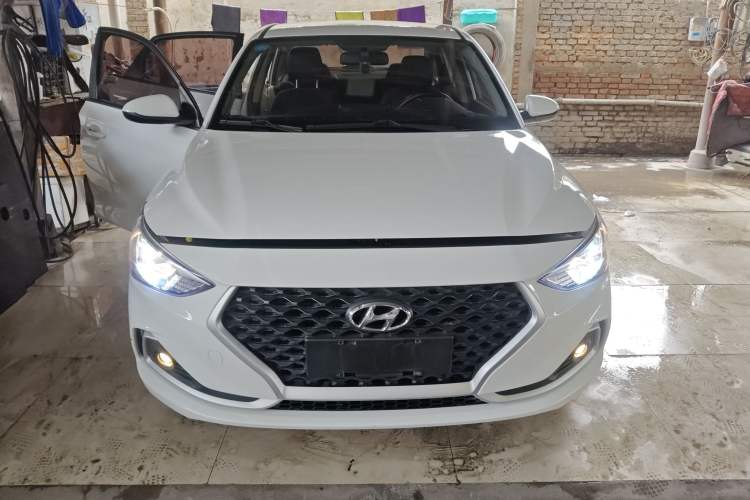 Used Hyundai Celesta 2018 1.6L Automatic GL Enjoyment Version China V Standard