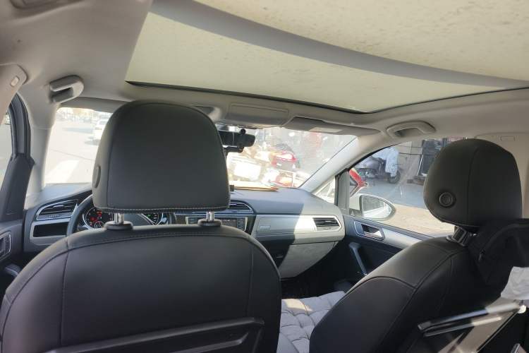 Used Volkswagen Touran 2018 Volkswagen Touran L 280TSI DSG Boundary Edition 7 Seats China V Emission Standard