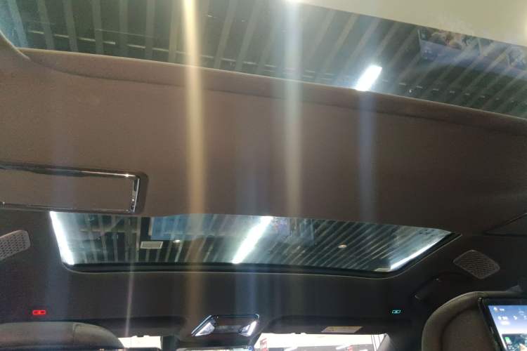 Used Denza Z9 2024 1100 km All-Wheel-Drive Ultra Version