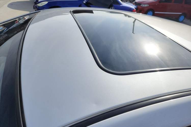 Used Hyundai Verna Ray 2014 1.4L Automatic GLX
