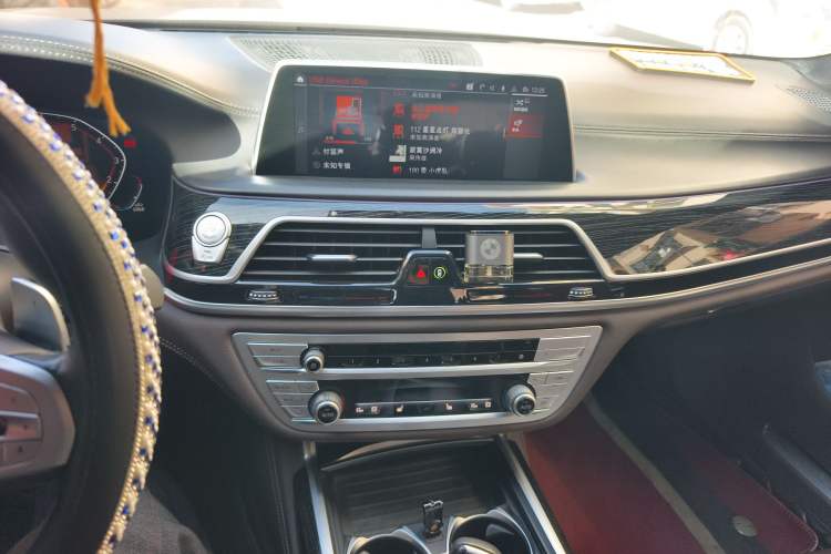 Used BMW 7 Series 2021 730Li M Sport Package
