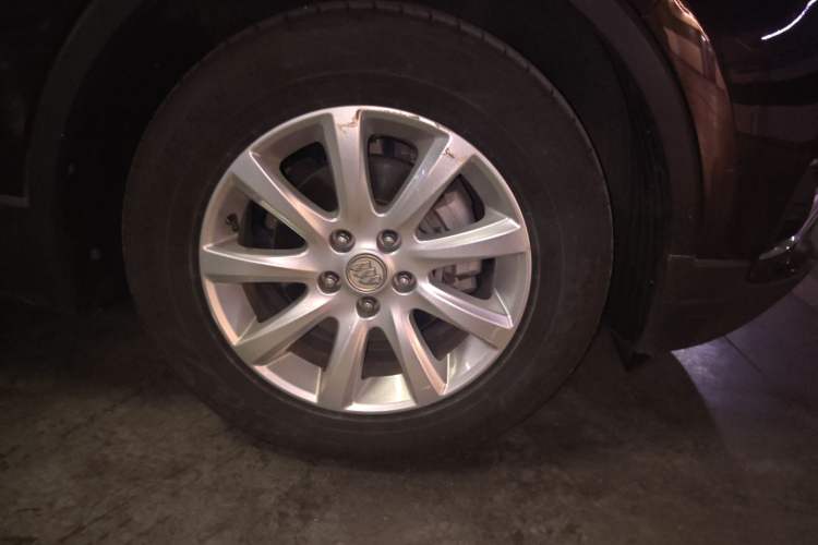 Used Buick Envision 2018 20T Two-Wheel-Drive Elite Model
