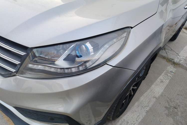 Used Dongfeng Fengon 580 2017 1.5T CVT Smart Style Model
