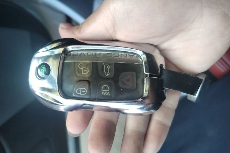 Used Land Rover Range Rover Sport 2014 3.0 SC V6 HSE
