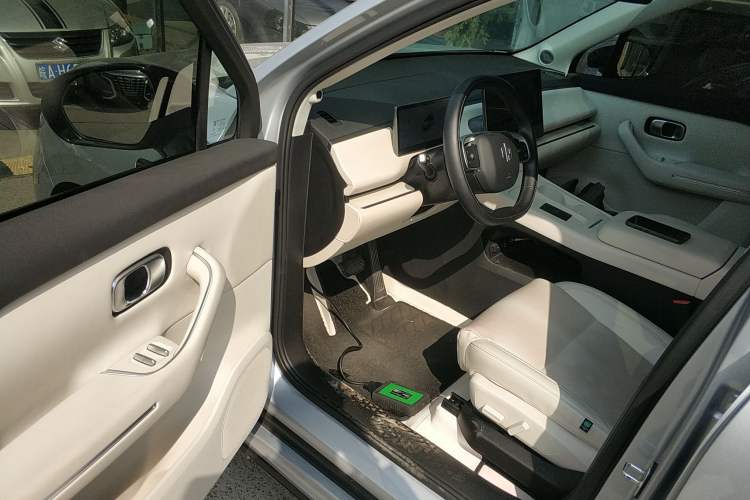 Used Leapmotor C16 2024 All-Electric 580 Luxury Edition
